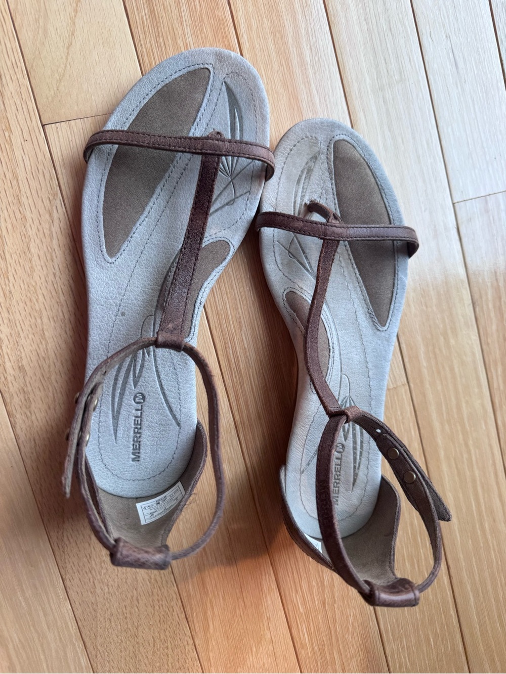 Women’s Merrell Brown T-Strap Ankle Sandals - Picture 2 of 5